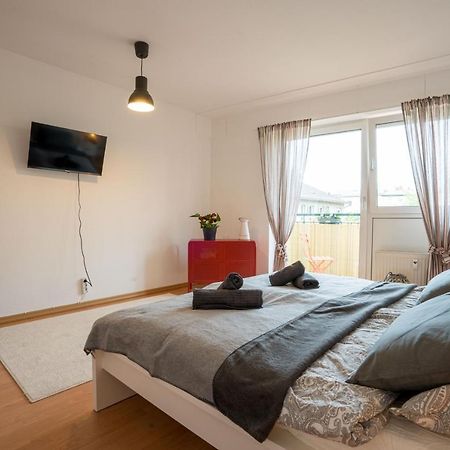 Grosse Louise In Der Neustadt Fuer Familien & Kinder Dresden Exterior foto