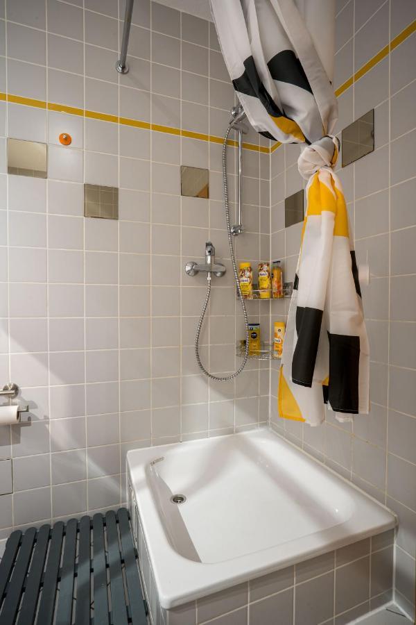 Grosse Louise In Der Neustadt Fuer Familien & Kinder Dresden Exterior foto